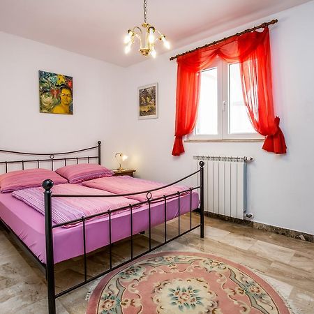 Apartment Carolina Liznjan Ngoại thất bức ảnh