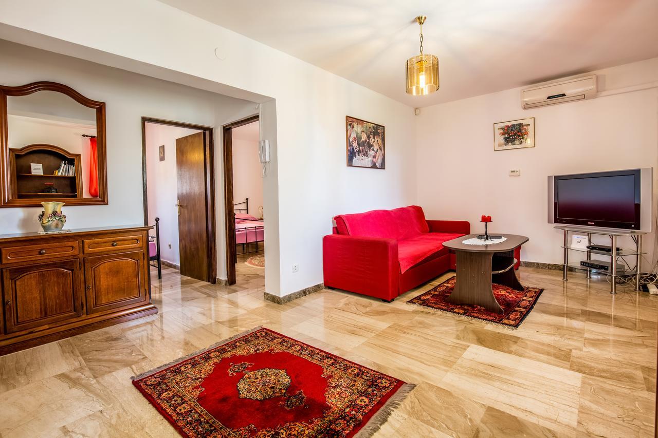 Apartment Carolina Liznjan Ngoại thất bức ảnh