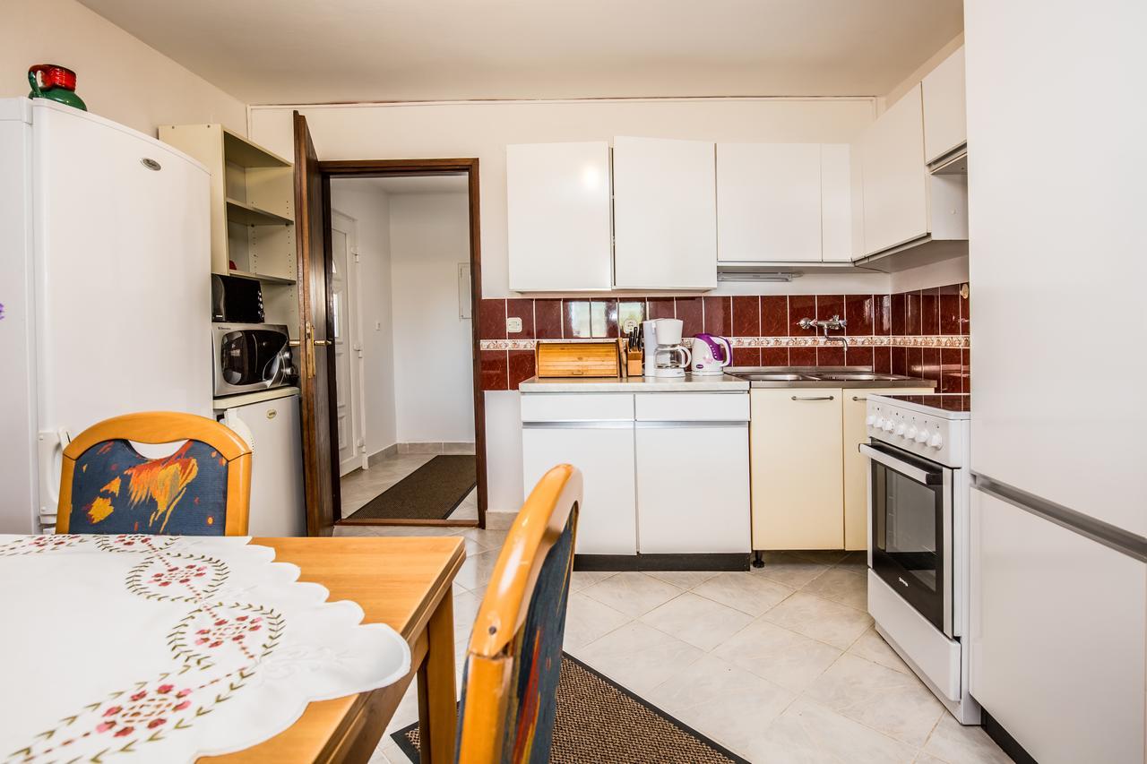 Apartment Carolina Liznjan Ngoại thất bức ảnh