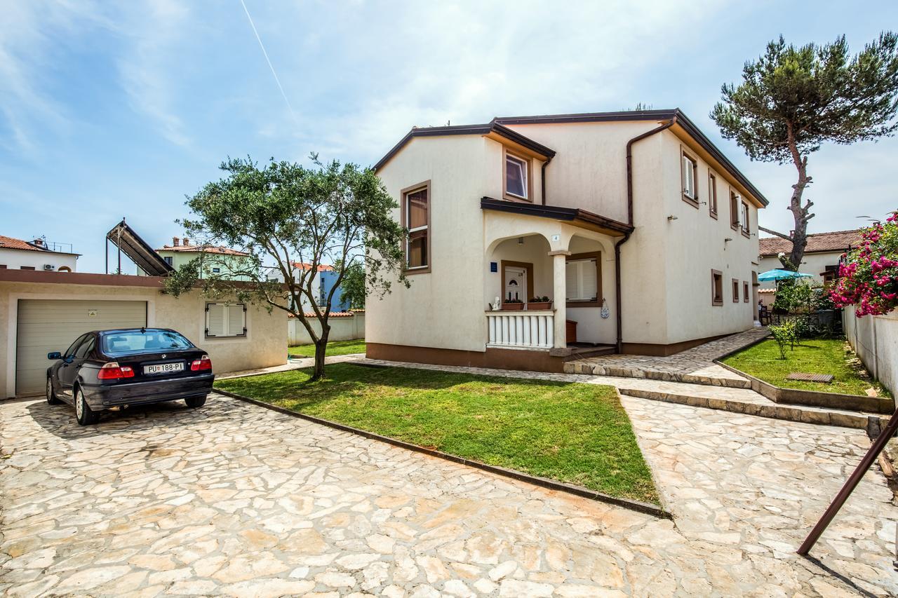 Apartment Carolina Liznjan Ngoại thất bức ảnh